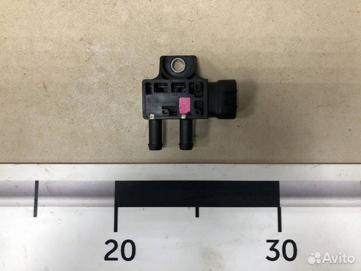 Датчик давления выхлопных газов Toyota Hilux 2015