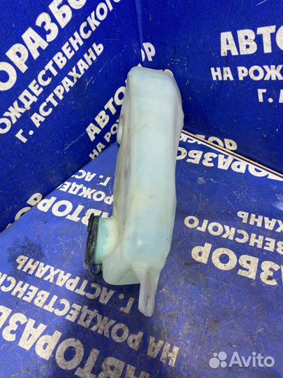 Бачок омывателя Renault Logan 1 седан 2012