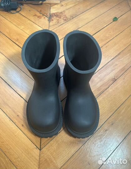 Balenciaga steroid boots