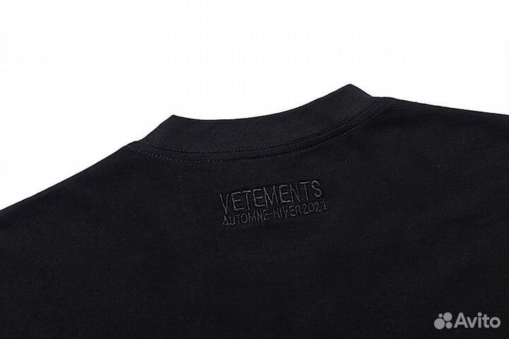 Футболка vetements