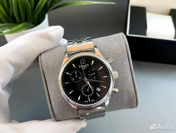 Часы Tissot мужские с хронографом