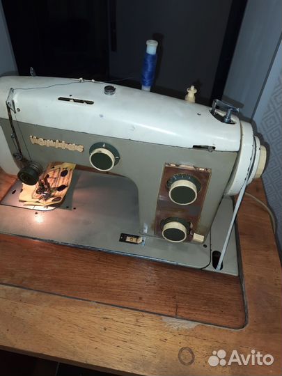 Швейная машинка ножная механичес veritas