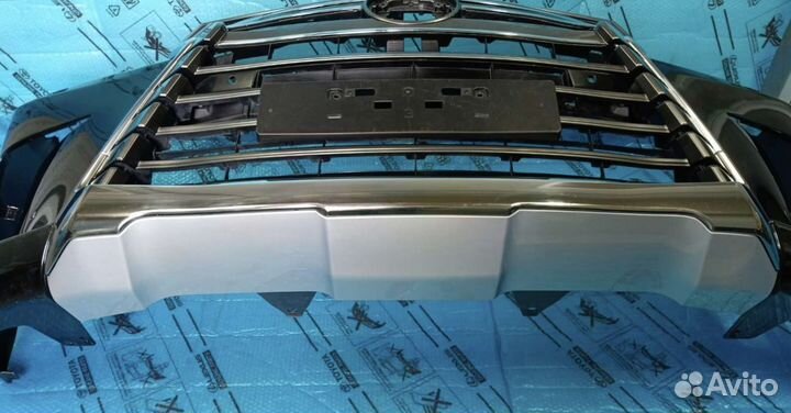 Бампер lexus LX 570 без дефектов в сборе 15-21
