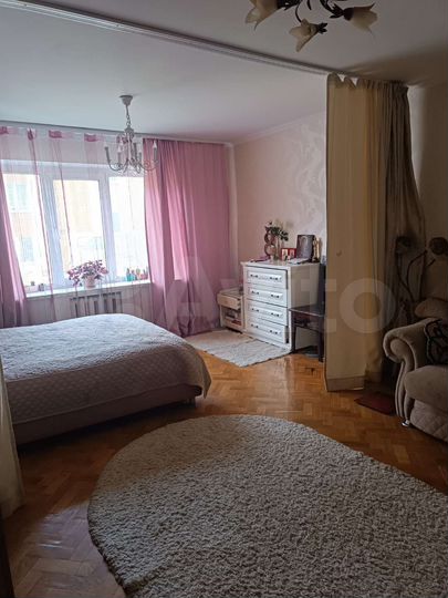 3-к. квартира, 77 м², 2/5 эт.