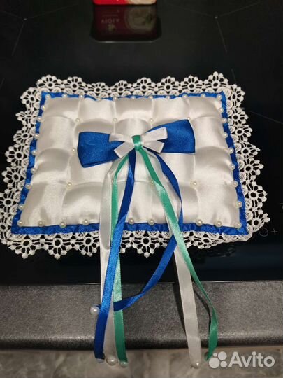 Свадебная подушка для колец