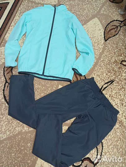 Костюм спортивный