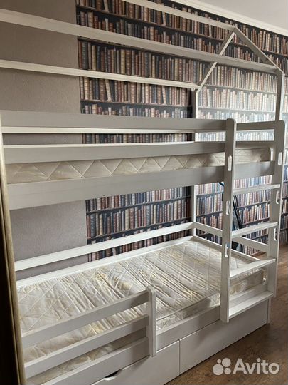 Двухъярусная кровать бу