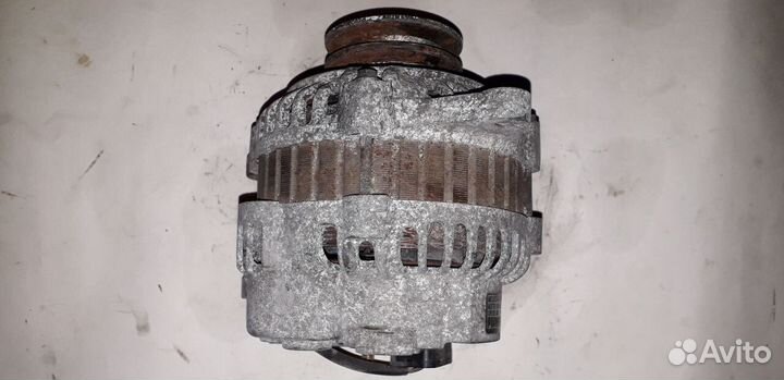 Генератор Mitsubishi Pajero ME203546 4M41