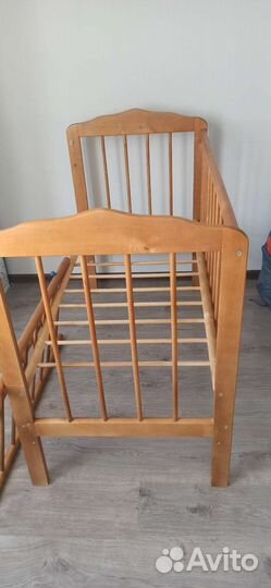 Детская кроватка