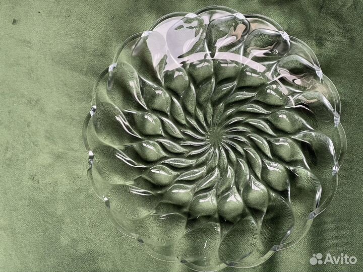 Стеклянный поднос