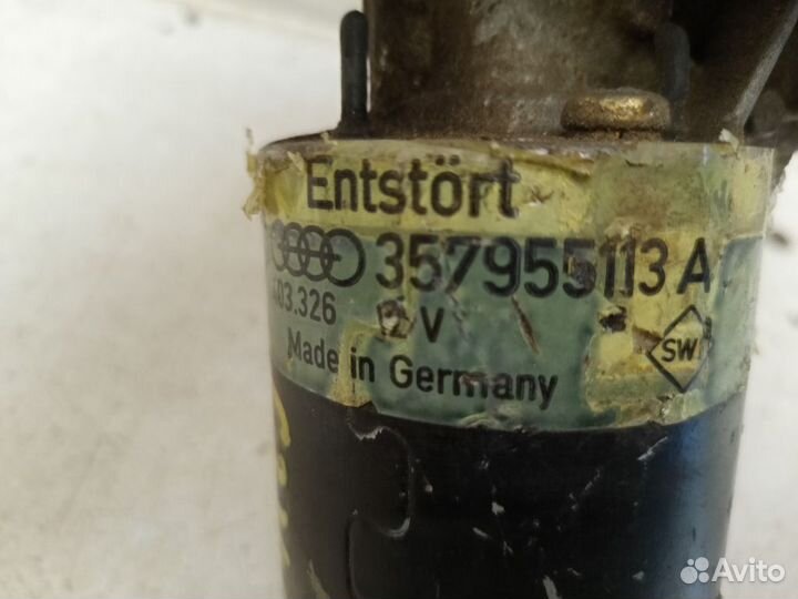 Моторчик стеклоочистителя передний