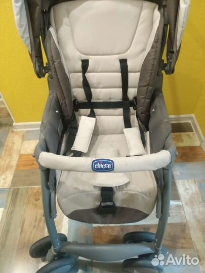 Прогулочная коляска Chicco
