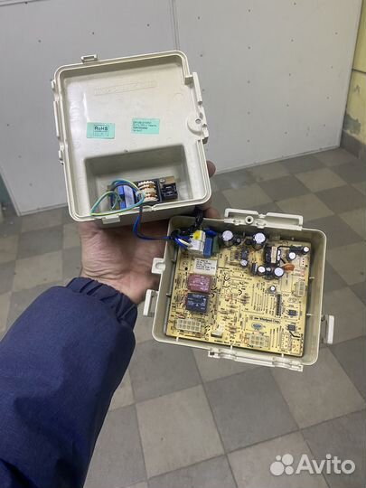 Плата и дисплей холодильника Whirlpool