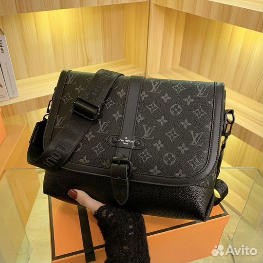 Сумка Louis Vuitton через плечо / Портфель А4