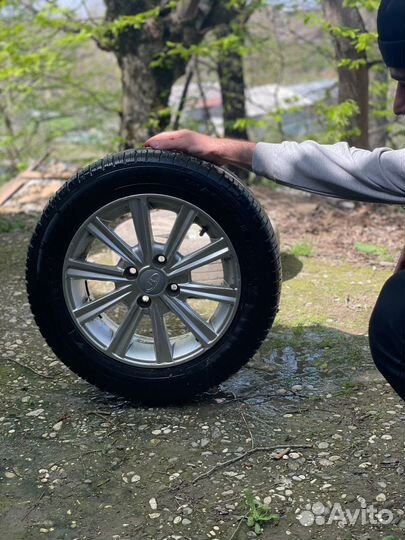 Accelera RHO 4/4.5 R4