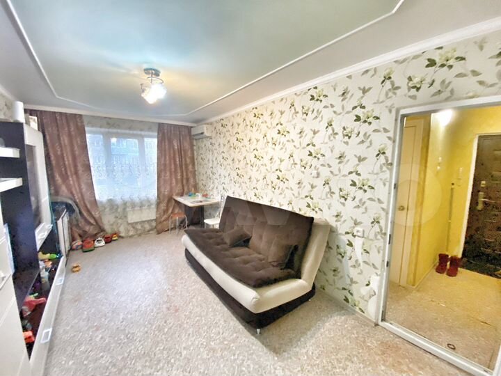 2-к. квартира, 51 м², 1/5 эт.