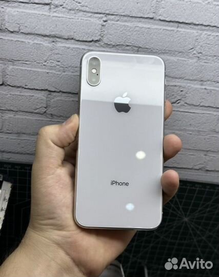 iPhone X, 256 ГБ