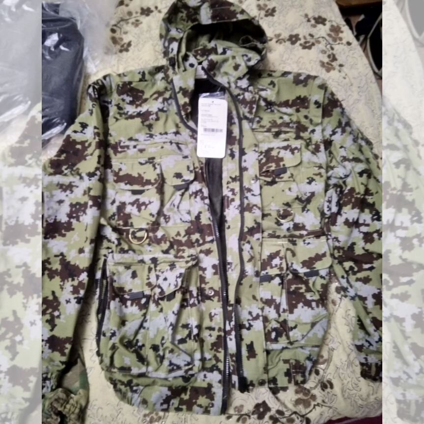 TRIUMPH×Barbour×Belstaff　\