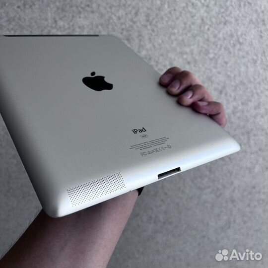 iPad 3 32Gb Wi-Fi + Cellular (Sim)