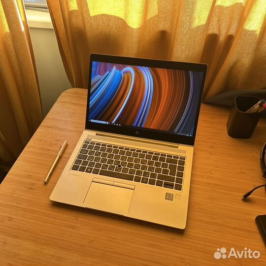 Металлический HP 8-gen i5