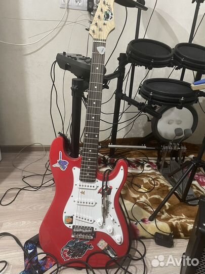 Электрогитара и комбик