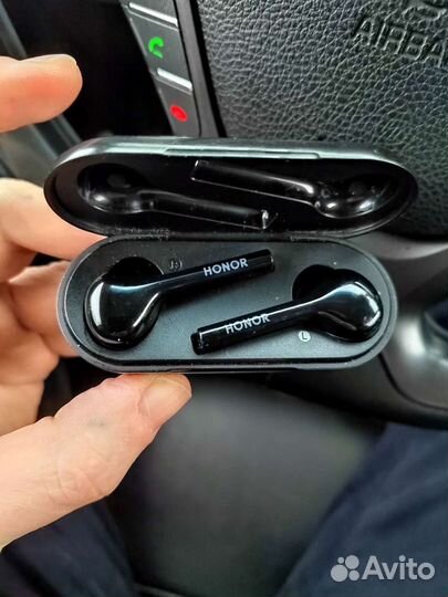 Bluetooth гарнитура Honor