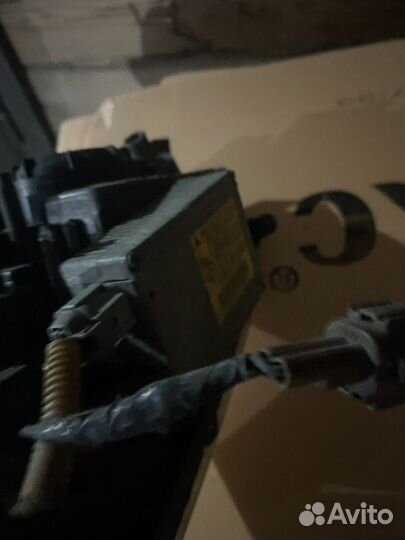 Фары ксенон nissan cedric Y34