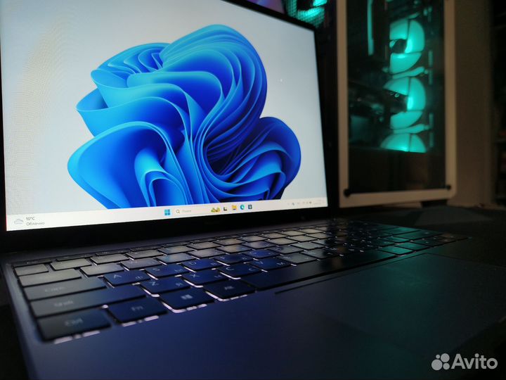 Huawei MateBook 2K,16 RAM