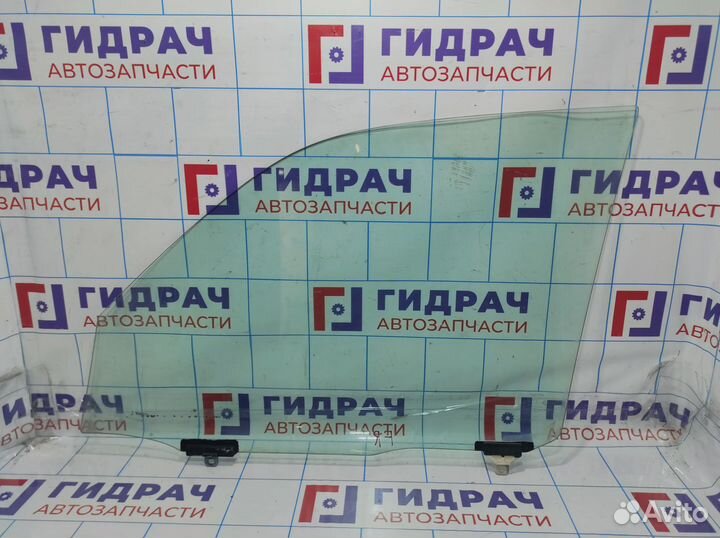 Стекло двери передней правой Toyota Land Cruiser