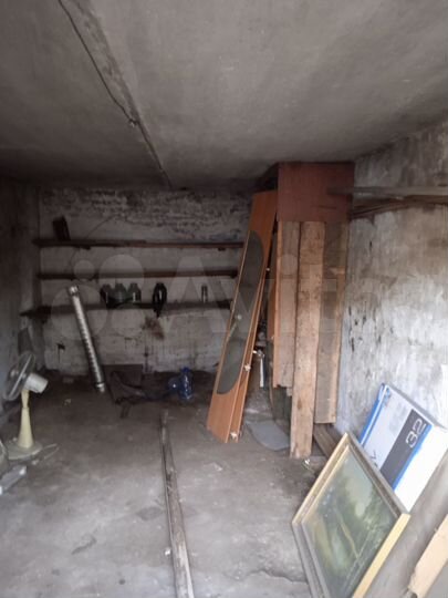 Гараж, > 30 м²