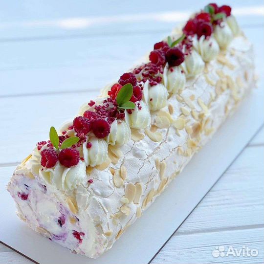 Меренговый рулет.Сладкий подарок