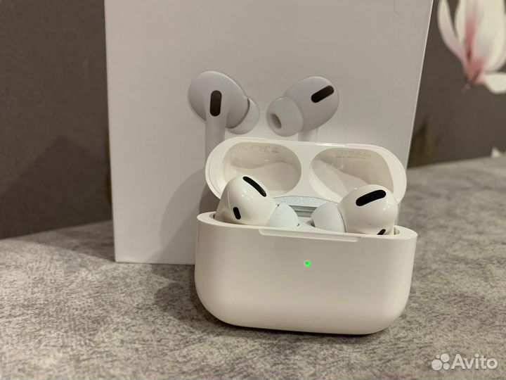Беспроводные наушники AirPods Pro новые