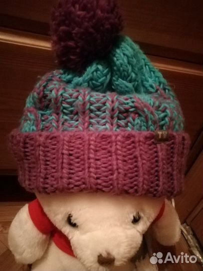 Продам шапки детские