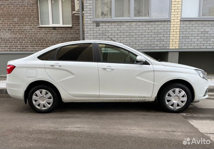 LADA Vesta 1.6 МТ, 2017, 172 000 км