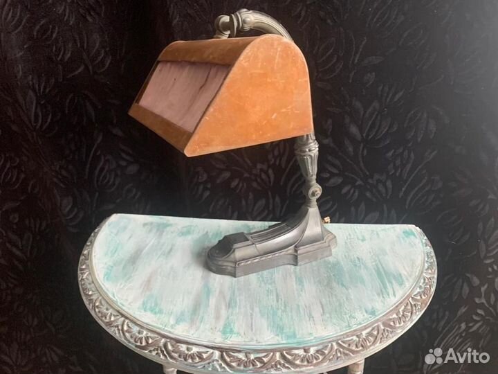 Антикварная настольная лампа Banker. Германия