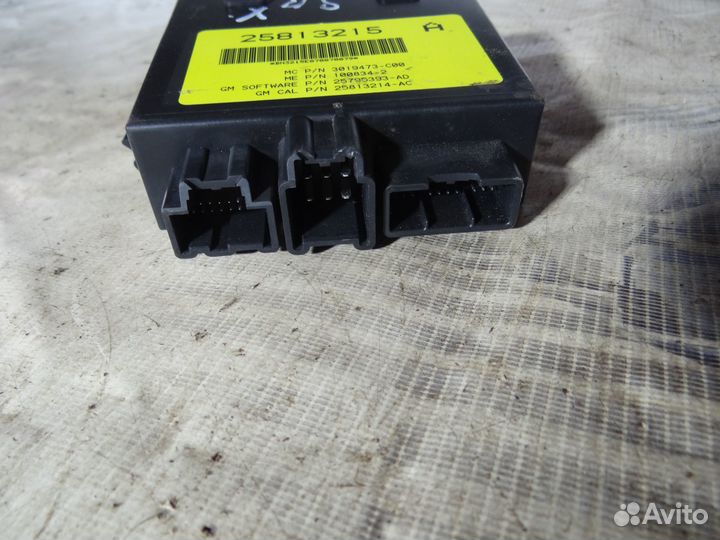 Блок электронный Cadillac SRX 2003-2009