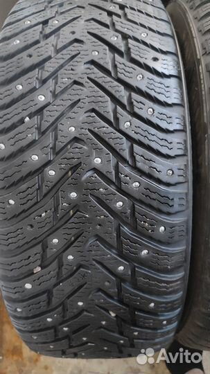 Nokian Tyres Hakkapeliitta 8 225/50 R18 99T