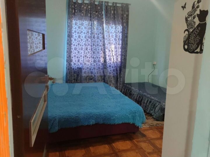 2-к. квартира, 100 м², 1/2 эт.