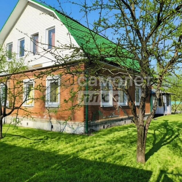 Дом 160 м² на участке 10,9 сот.