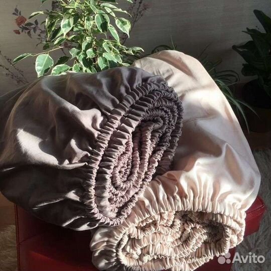 Простынь на резинке