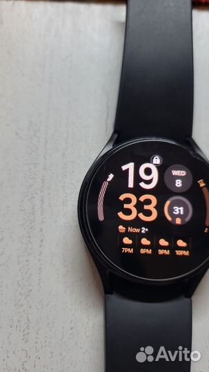 Смарт часы Samsung Galaxy watch 4 40mm