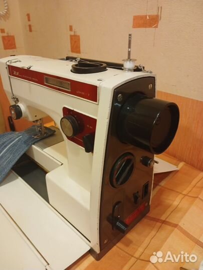 Швейная машина Flyingman