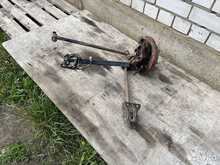 Поворотный кулак задний левый Chevrolet Lacetti