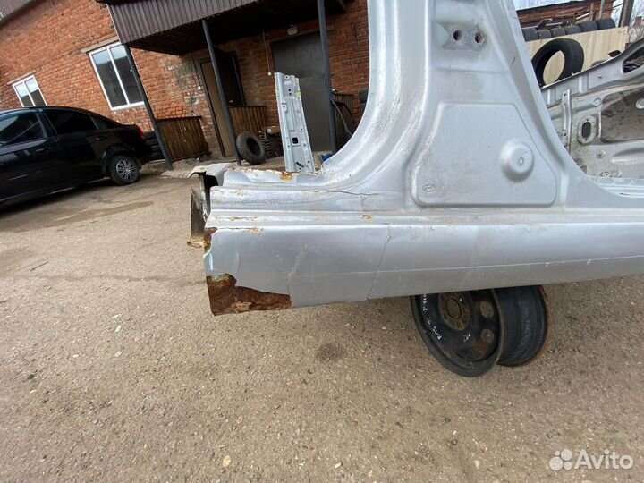 Порог Правый Hyundai Solaris 1