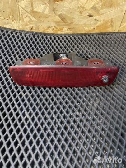 Лада ларгус фонарь в распашную дверь