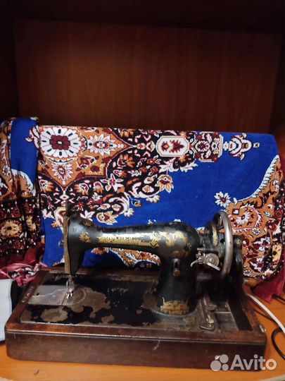 Швейная машина зингер Singer