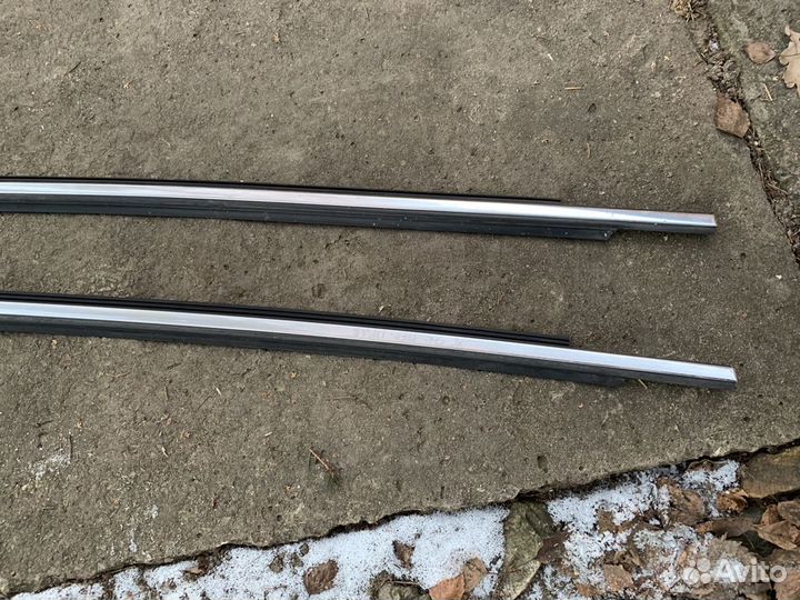Volvo XC90 молдинг двери