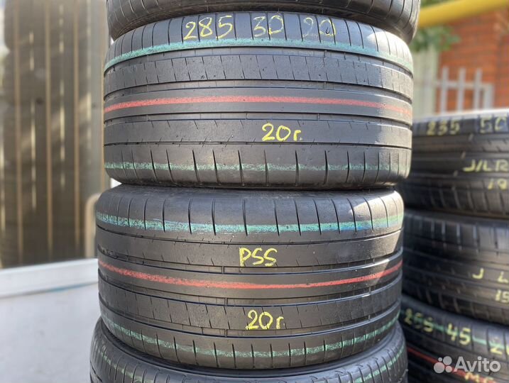 Michelin Pilot Super Sport 245/35 R20 и 285/30 R20