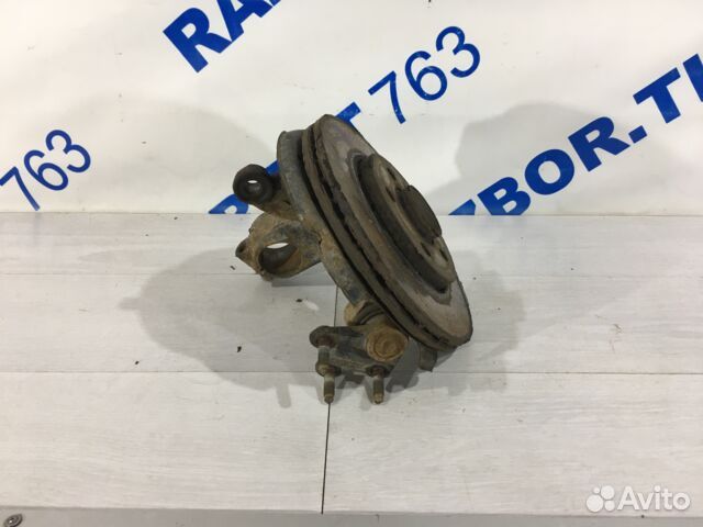 Поворотный кулак передний правый volkswagen polo 5