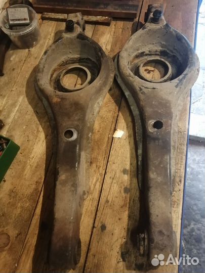 Рычаги задние